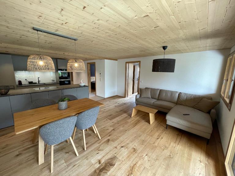 Bergblick Apartments - Schwarzhorn - B&B Brienz