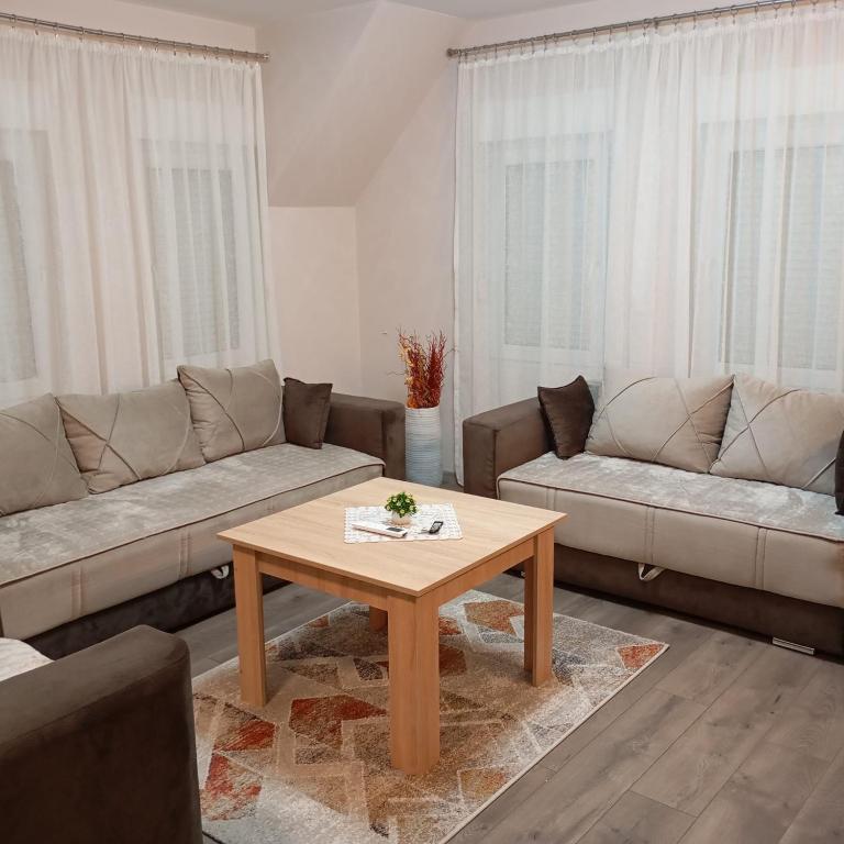 Apartman KVINS - B&B Kruševac