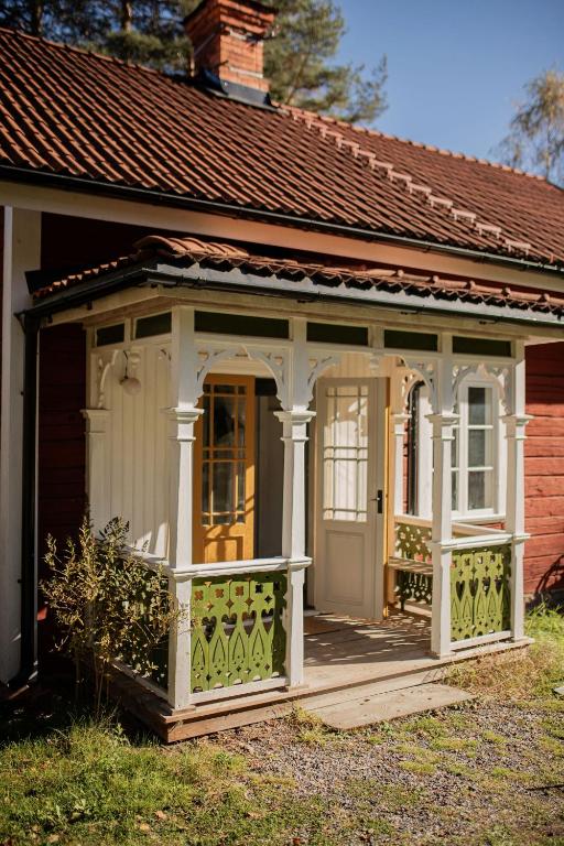 LeafCottage B&B and Sauna, 25 min from Romme Alpine - B&B Smedjebacken