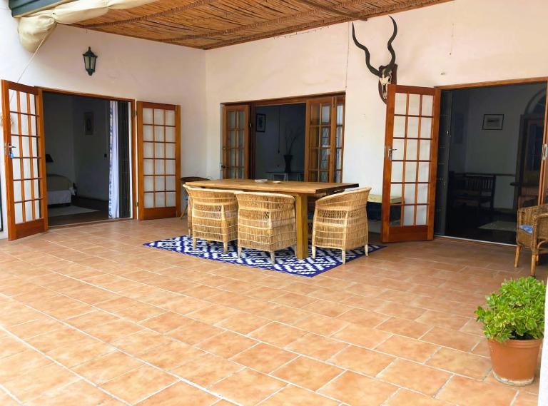 The Townhouse - Ferienwohnung Graaff-Reinet