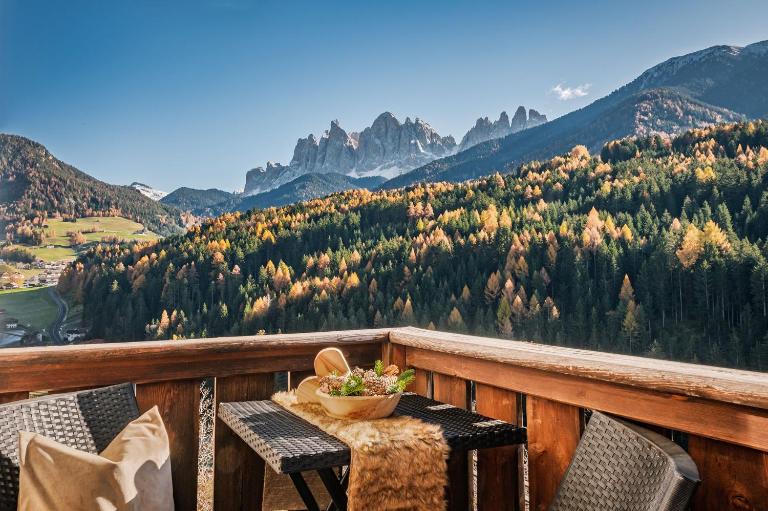 Austillerhof - Urlaub auf dem Bauernhof - Bed and Breakfast Funes