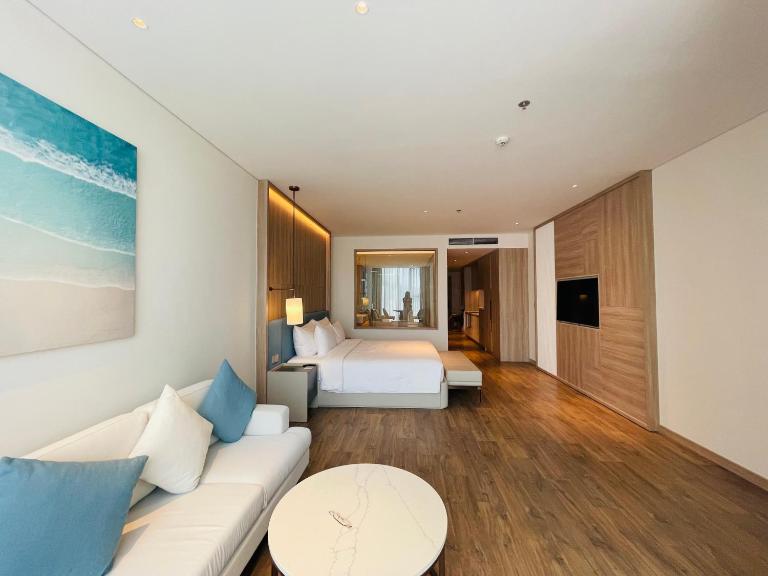 Alacarte Hạ Long, new - B&B Hạ Long