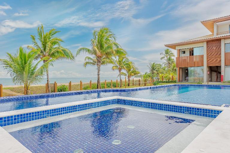 IT91 Maravilhoso apartamento pé na areia - Itacimirim - B&B Camaçari