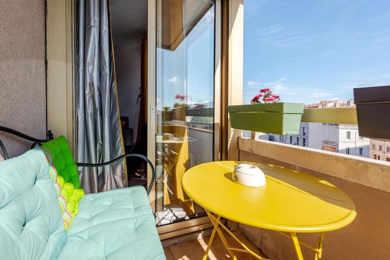 Appartement Lumineux et Confortable - Chambres d'hôtes Marseille