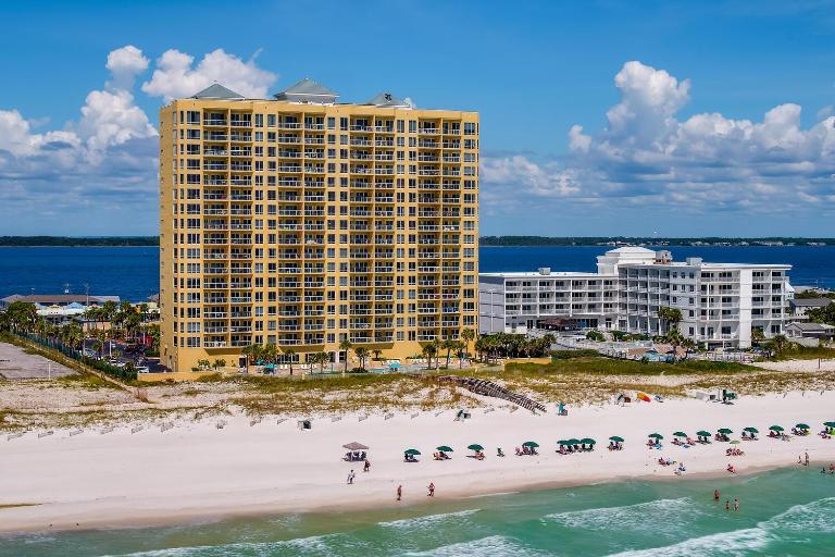 Emerald Isle Gulf Front 3B Condo - 308 - B&B Pensacola Beach