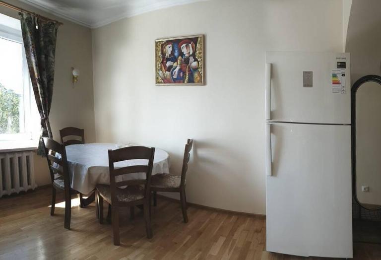Beautiful apartment in the city center - Chambres d'hôtes Almaty