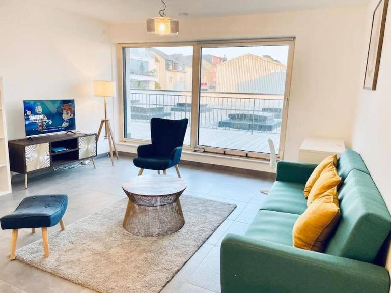 Charming 2 bedrooms Flat in Center w FREE Parking &Terrace - Bed and Breakfast Luxemburg