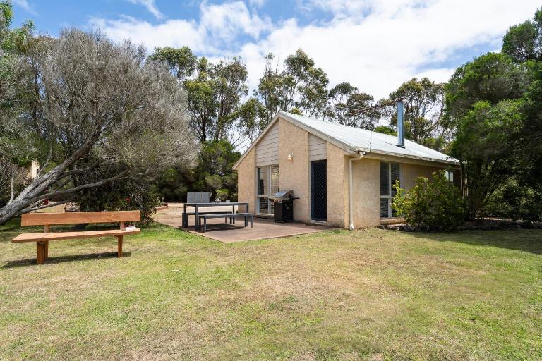 Bells Beach Cottages - Pet friendly cottage with wood heater - Chambres d'hôtes Torquay