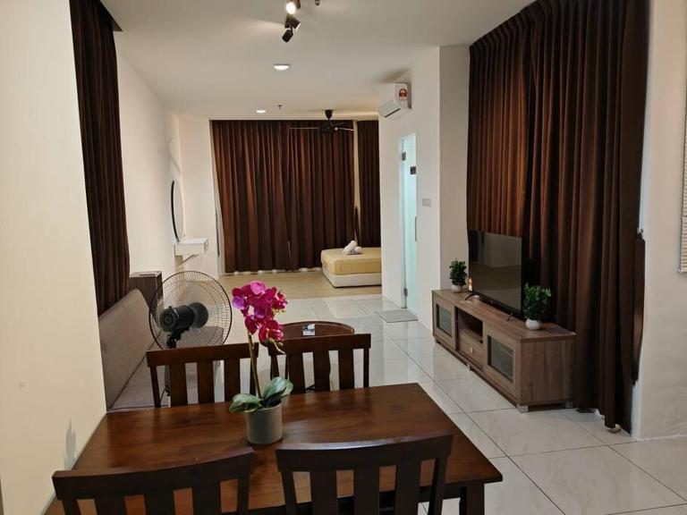 Manhattan Suites ITCC by KinabaluKomfortHomestay - Ophelia - Bed and Breakfast Donggongon