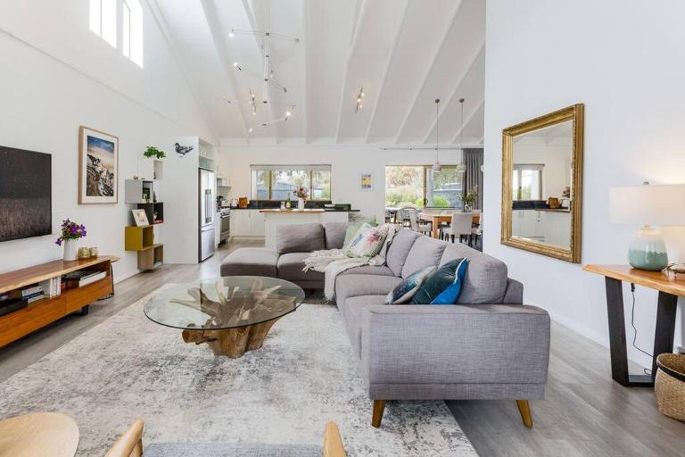Capewood - Coastal Family Retreat in Prevelly - Bed and Breakfast Parryville