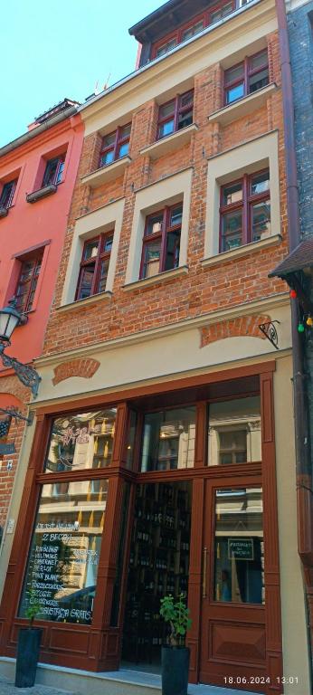Kapka wina - B&B Toruń