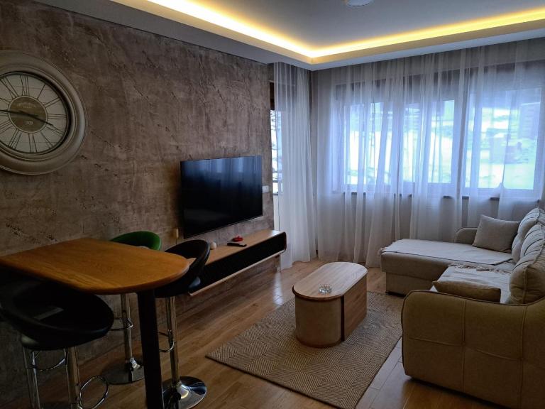 Zlatibor Apartman Br 1 - Chambres d'hôtes Zlatibor