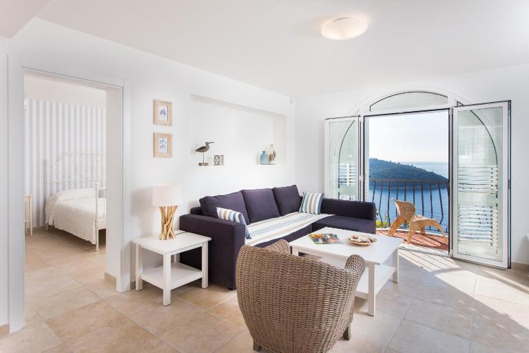 OCEAN APARTMENT by DuHomes - Ferienwohnung Dubrovnik