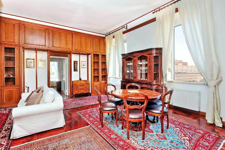 Pantheon Family Romantic Suite - Bed and Breakfast Rome