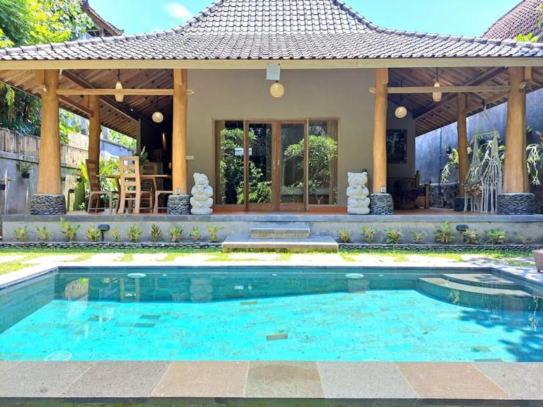 Pondok Kayun Villa - Bed and Breakfast Ubud