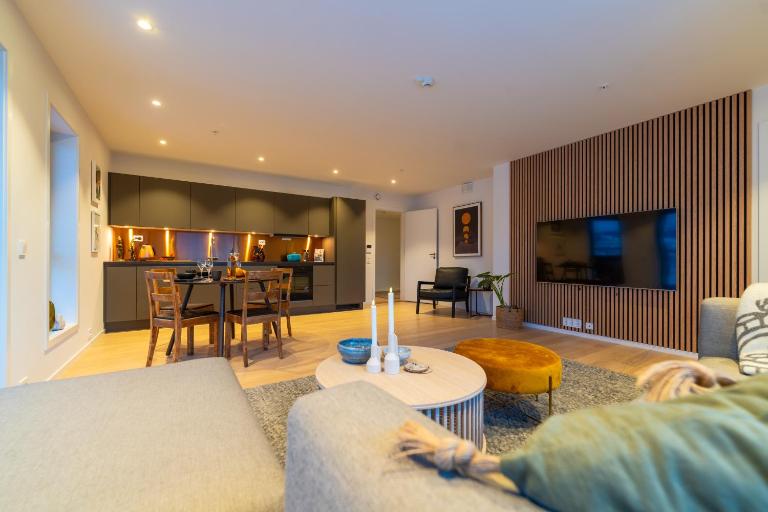 Northern Light Apartments - Nyholmen Luxury Penthouse B - B&B Tromsø