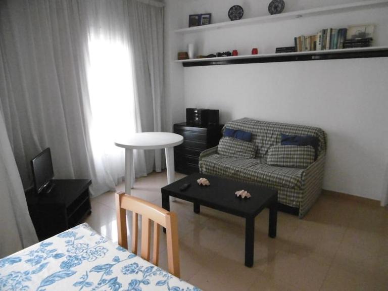 APARTAMENTO CÉNTRICO a 3 MINUTOS DE LA PLAYA - B&B Tossa de Mar