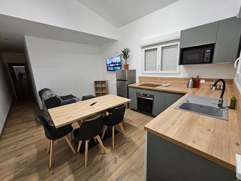 Logement neuf Parking privé Direct RN4 Netflix - B&B Pagny-sur-Meuse