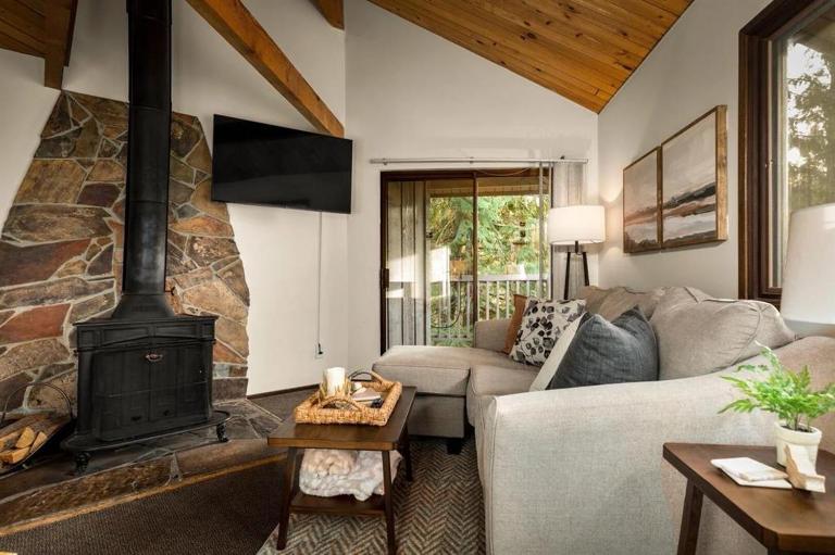 Cedar Creek Cabin - B&B Whitefish