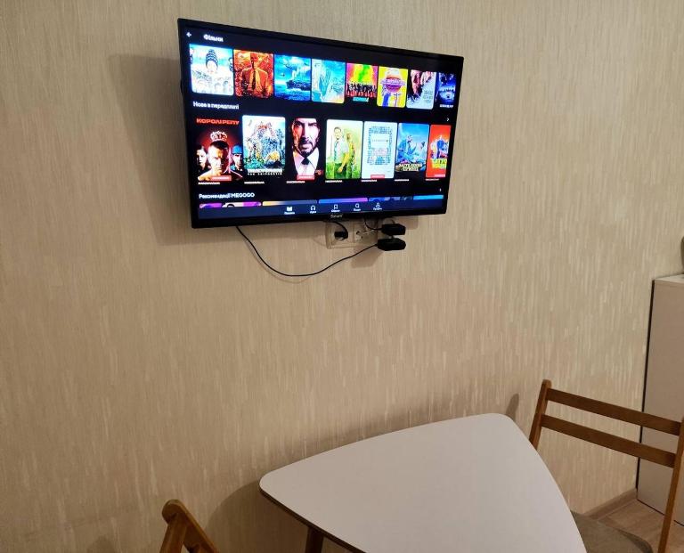 New apartments in the city center, Smart TV - Ferienwohnung Charkiw