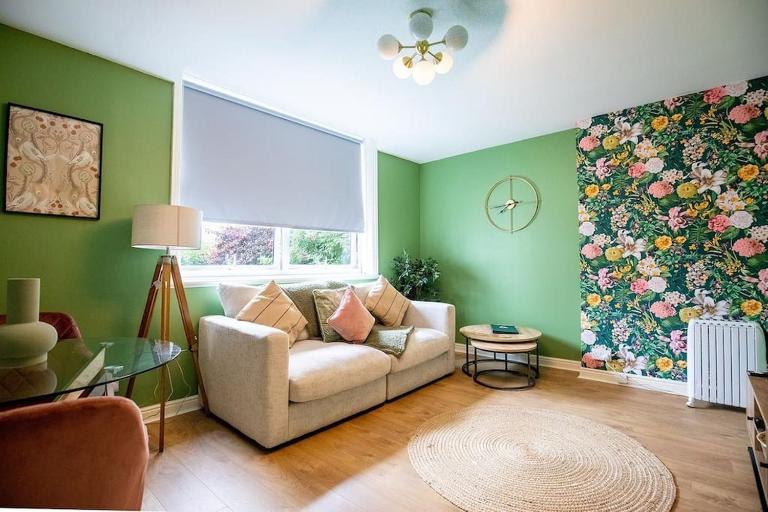 ANCHORAGE APARTMENT 4 - One bed apartment close to the centre and the beach, located in Llandudno, North Wales - B&B Llandudno