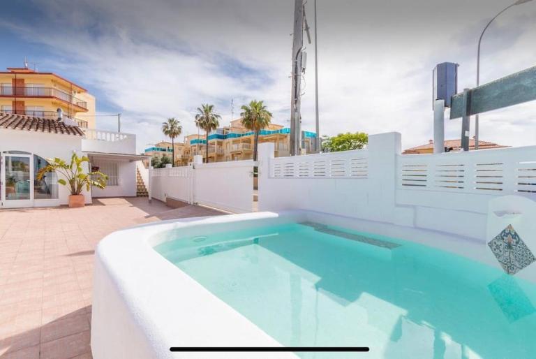 Chalet Adita - beach house - B&B Denia