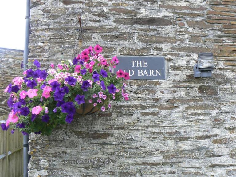 The Old Barn - B&B Tintagel