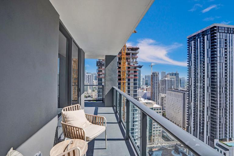 New 2-Bdrm Downtown Miami Apartment with Bay Vista - B&B Miami