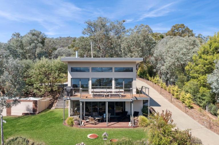 The Point Lakehouse Eildon - Ferienwohnung Eildon
