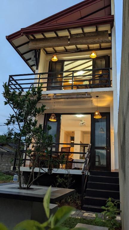Surf edge villa - Chambres d'hôtes Mawella