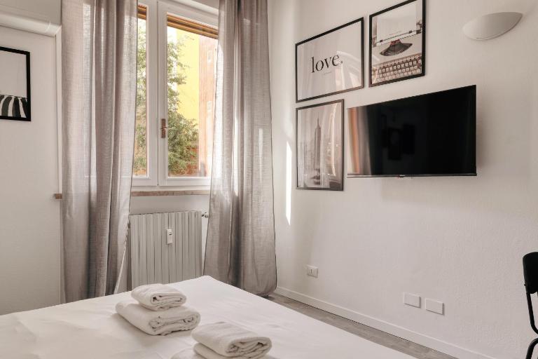 Just Urban Stays - Studio Apartment in the Center - Duomo 4 min M1 - B&B Milan
