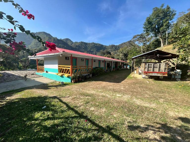 Posada Lili - Chambres d'hôtes Sasaima