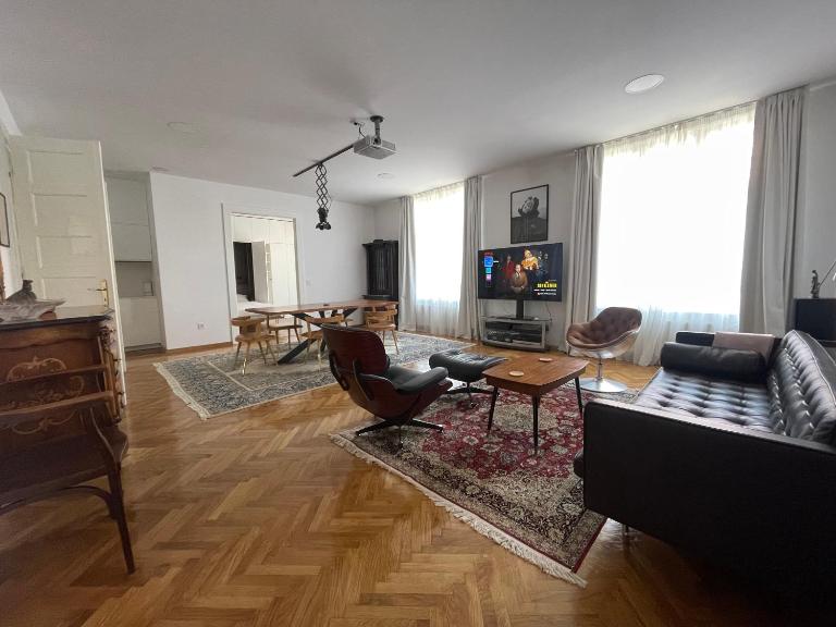 Zagreb City Center 2BR Designer Loft by ArtSpace - B&B Zagreb