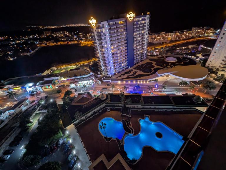 Flore Residence Penthouse - B&B Playa Paraiso