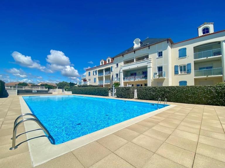 La parée, piscine, proche mer et centre ville - Bed and Breakfast Bretignolles-sur-Mer