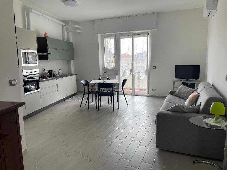 Incantevole appartamento nel centro di Varazze - Chambres d'hôtes Varazze
