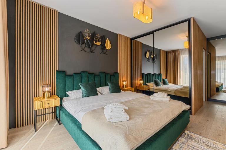 Qualis 7th Heaven - B&B Braşov