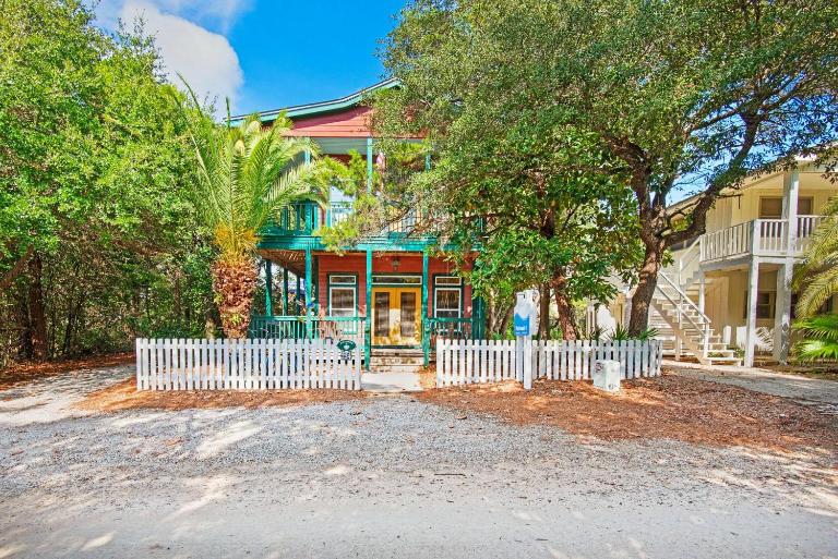 Playhouse II - B&B Santa Rosa Beach