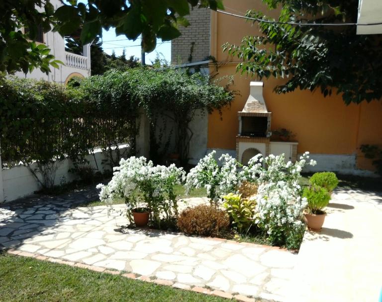 Dimitris Studios Acharavi Corfu - Chambres d'hôtes Acharávi
