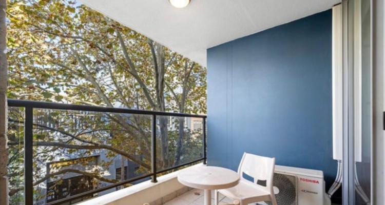 Chippen 324 with pool and gym Self- catering - Chambres d'hôtes Sydney