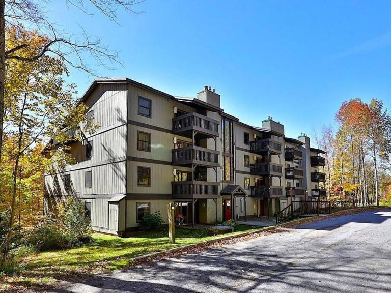 Gateway Condominium - B&B Mendon