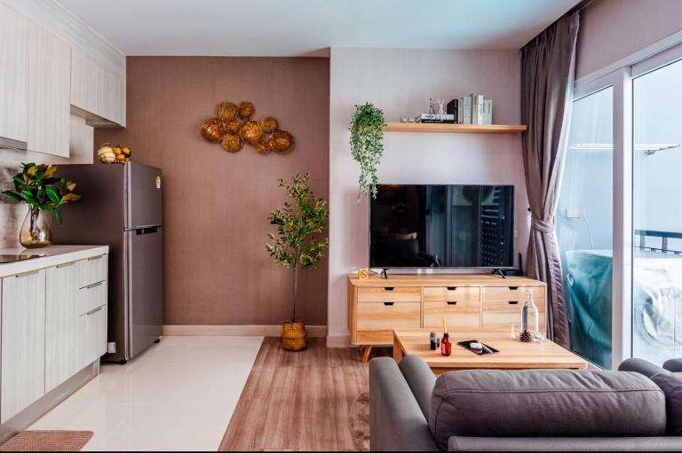 Stay with Pano at The Prio Condo - B&B Chiang Mai