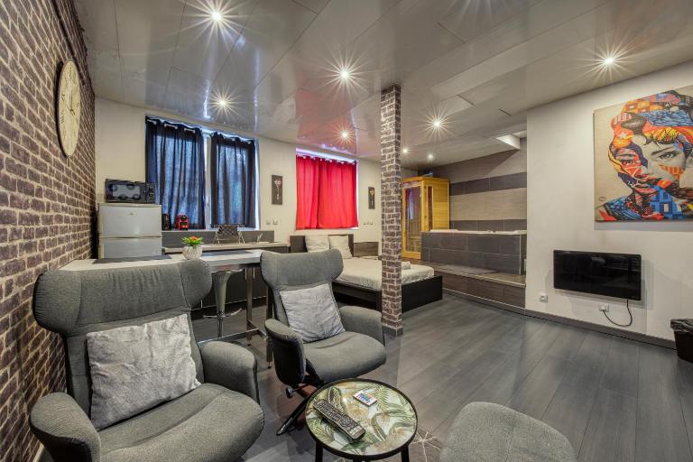 street Loft with sauna - B&B Saint-Étienne