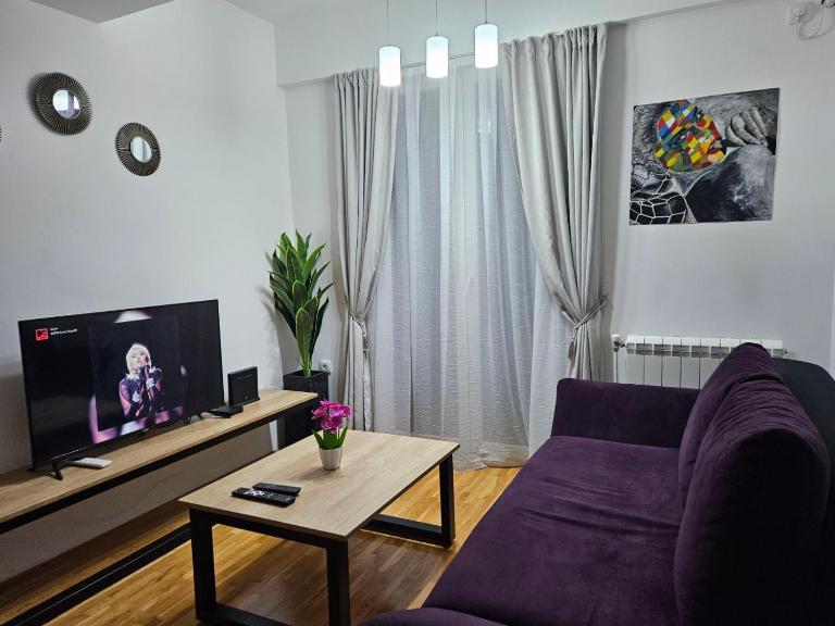 The Wazaari Apartment - B&B Skopje