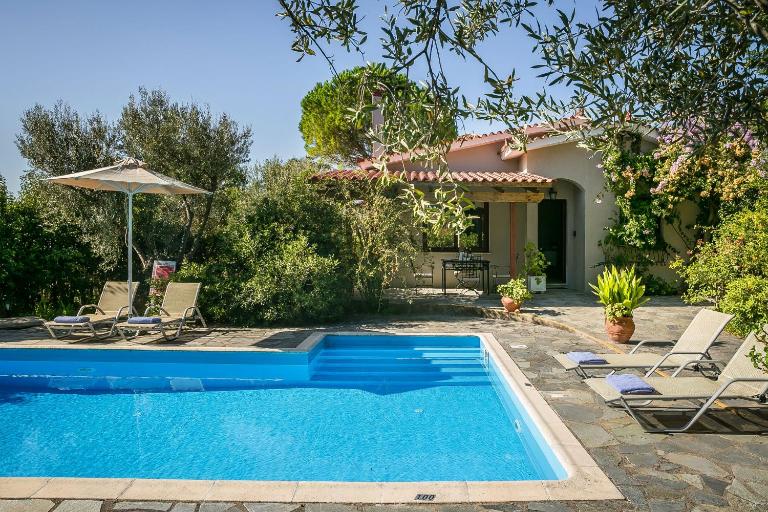 Villa Xenia - B&B Lakíthra
