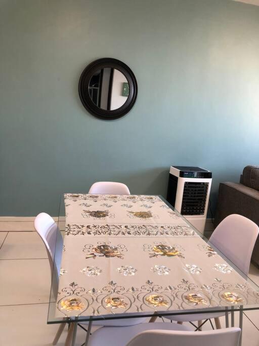 Serenity at 77 Independence Avenue, Windhoek CBD - B&B Windhoek
