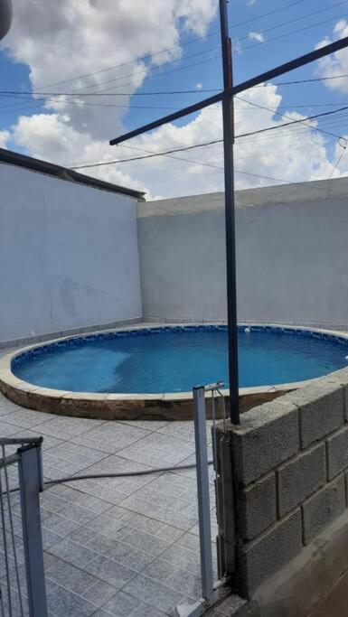 Casa com Piscina no Bairro do Cercado - B&B Araçoiaba da Serra