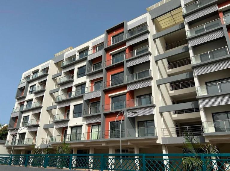 Delightful 1-Bedroom Apartment at Aquaview - Chambres d'hôtes Bijilo