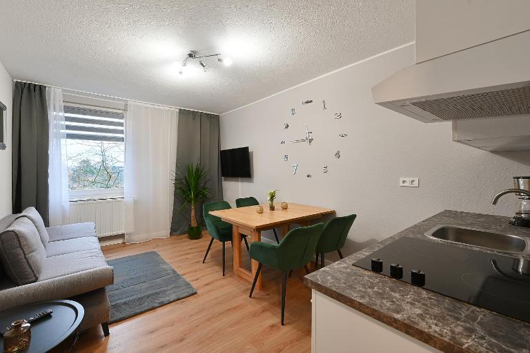 SANO Apartment Hagen - Self Check-in & WLAN - Ferienwohnung Hagen