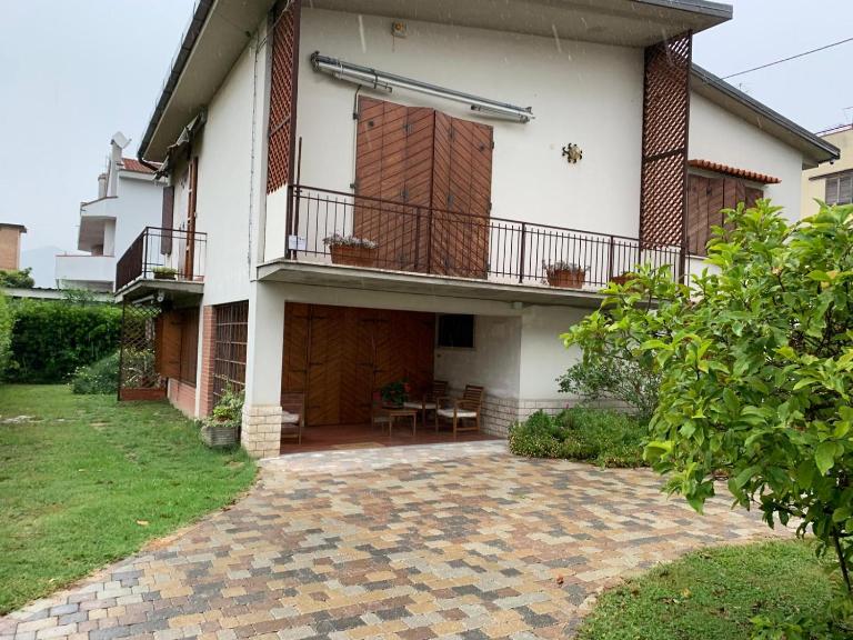 HOUSE of NILA & LIDA - Ferienwohnung Pisa